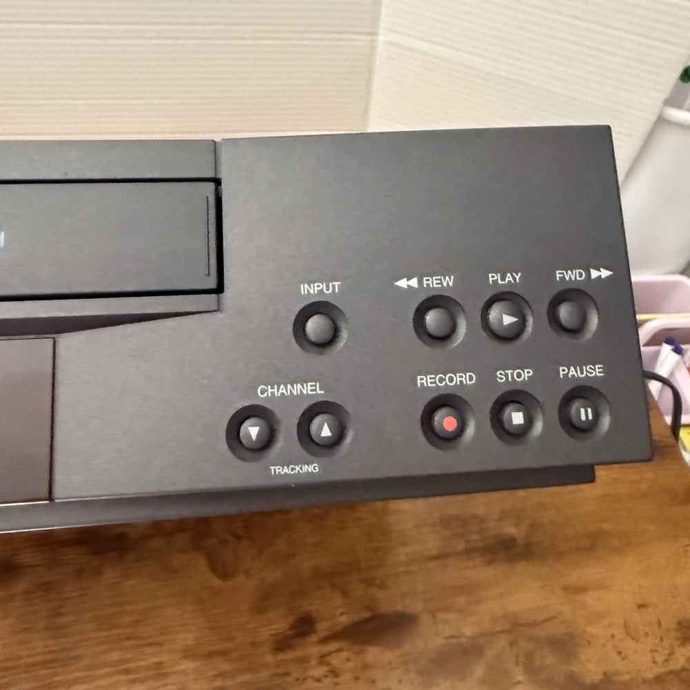 RCA VCR Plus VR517 4-Head  VHS Video Tape Cassette Recorder Powers on‎ No Remote - Picture 3 of 8